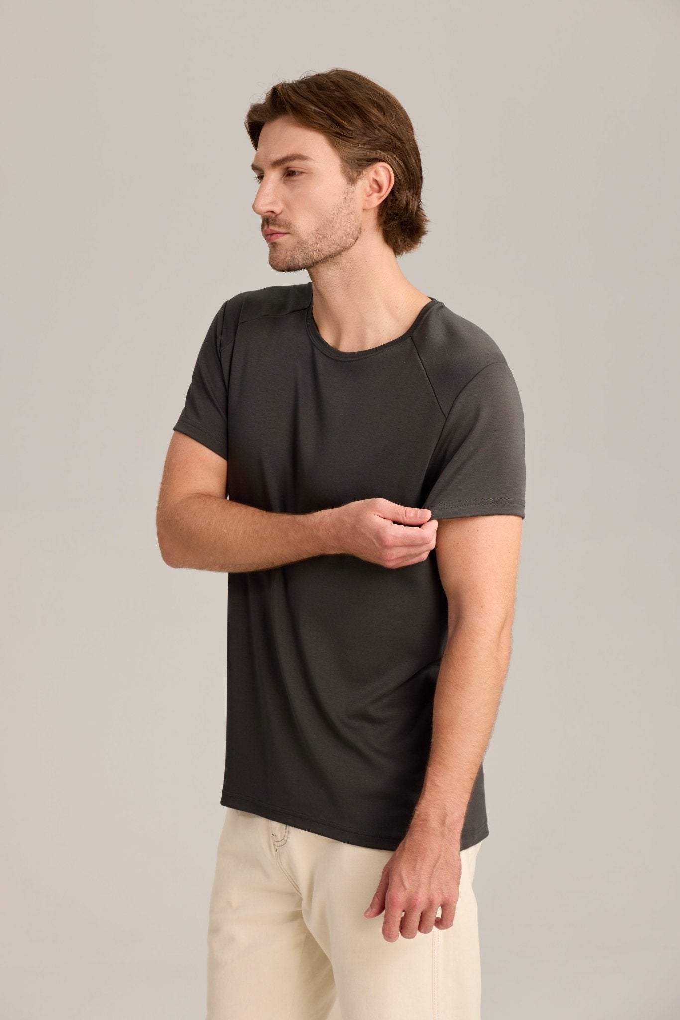 Special Sale - "Broader" T-shirt - Transform Your Fit – Instantly - VENQUE