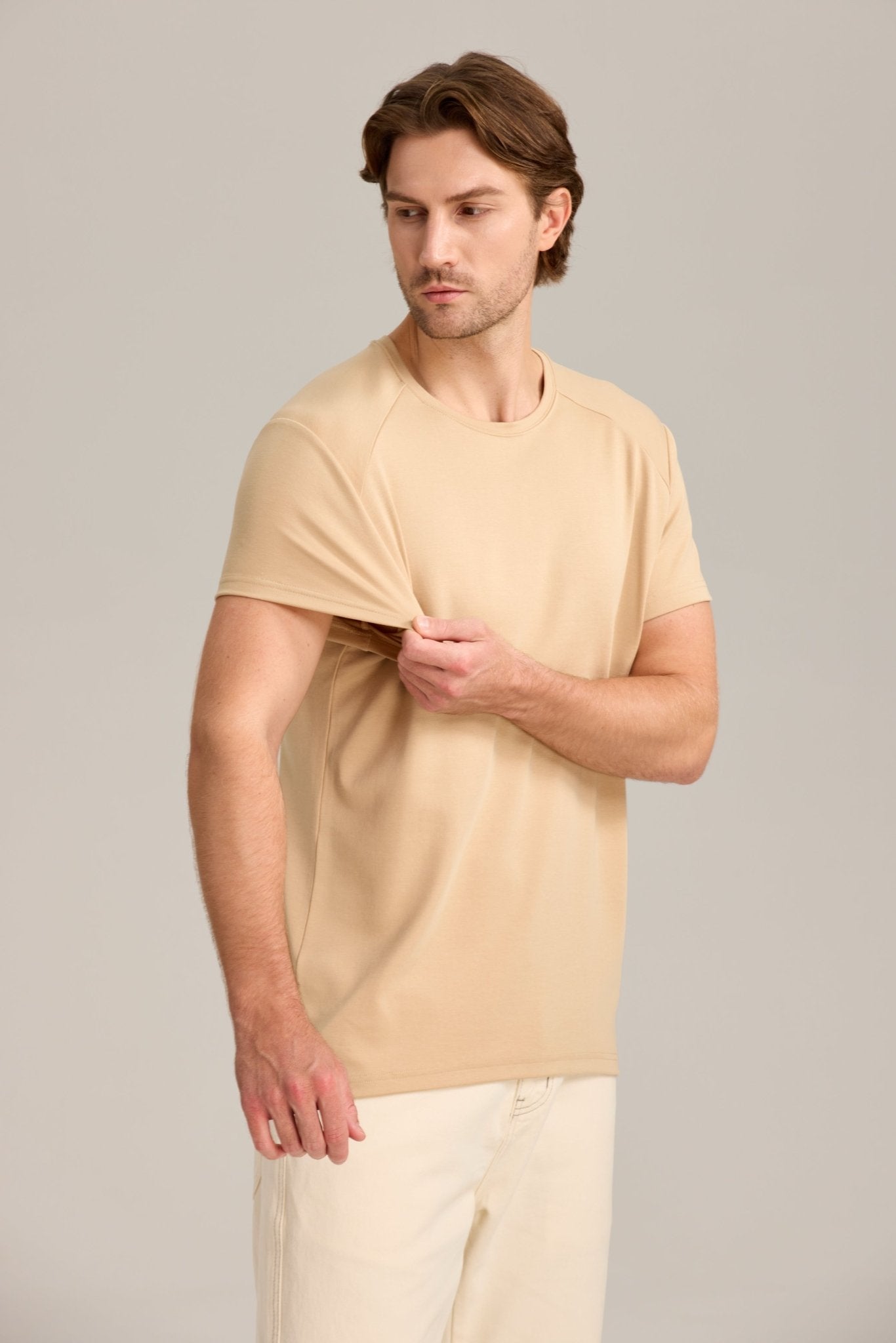 Special Sale - "Broader" T-shirt - Transform Your Fit – Instantly - VENQUE