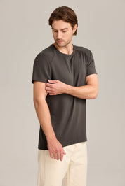 Special Sale - "Broader" T-shirt - Transform Your Fit – Instantly - VENQUE