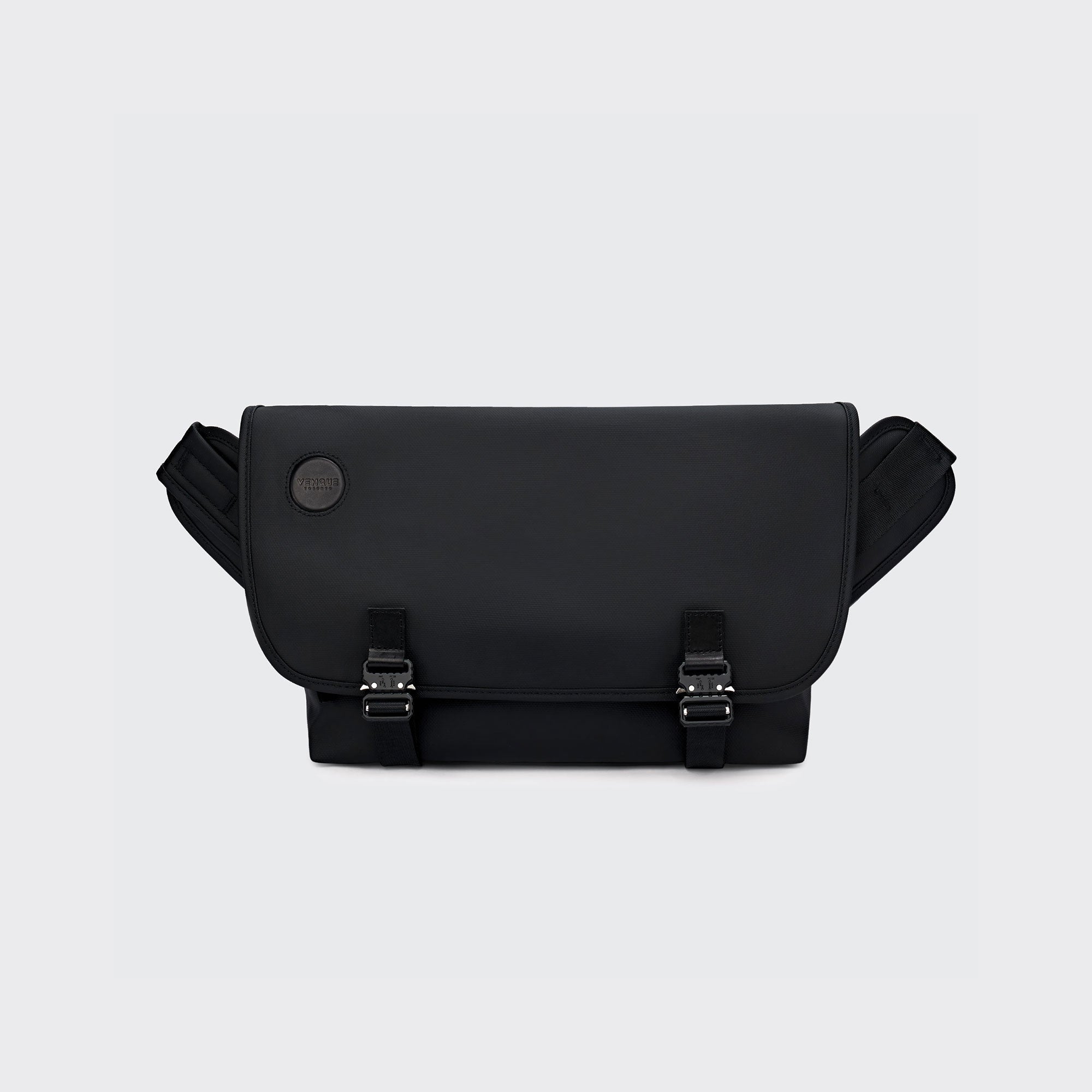 Urban Messenger Bag by VENQUE: Stylish & Sustainable Design