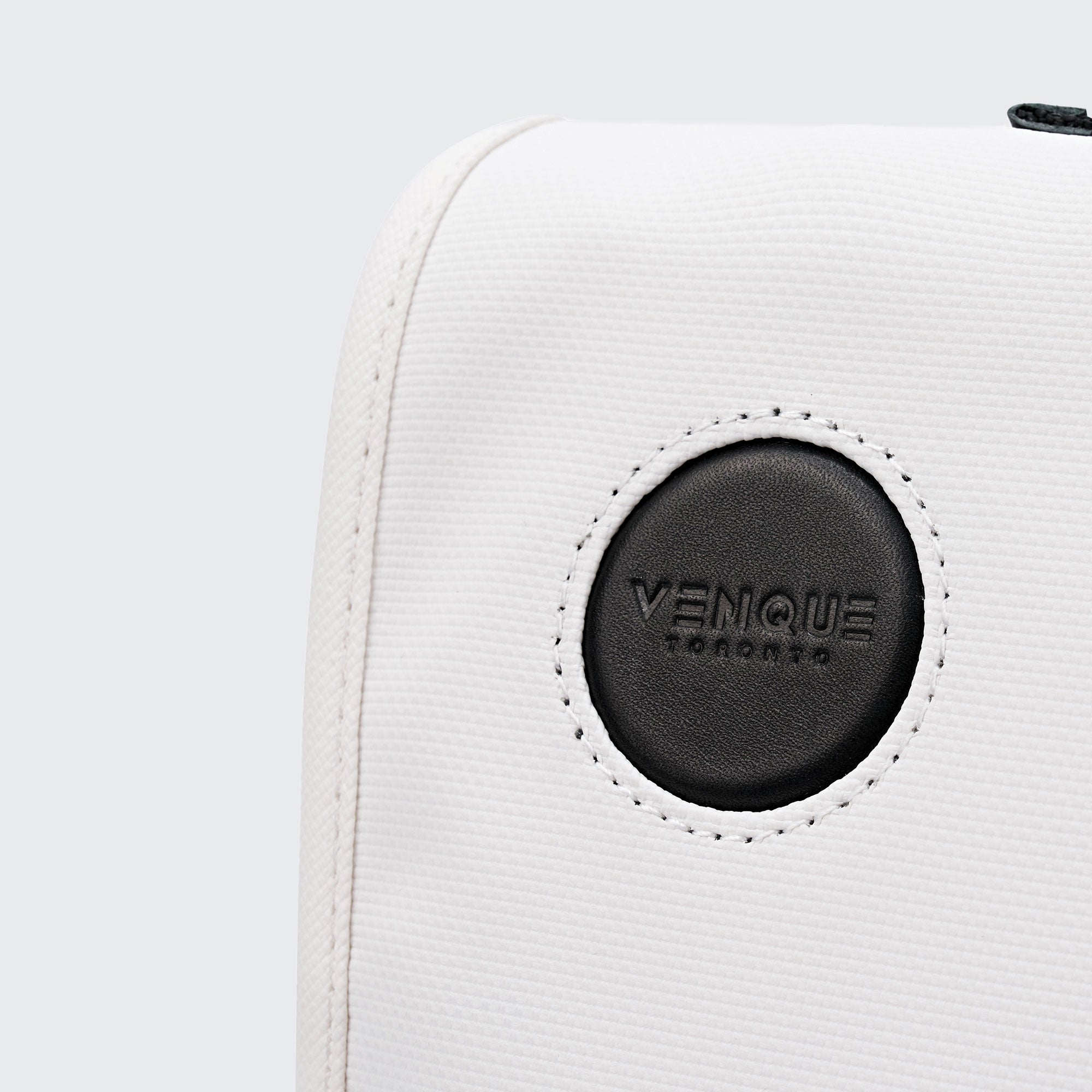 Special Sale - URBAN MESSENGER 13L - VENQUE