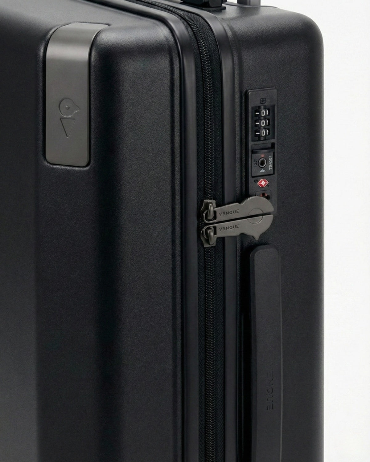 Flyte™ Smart Carry-On