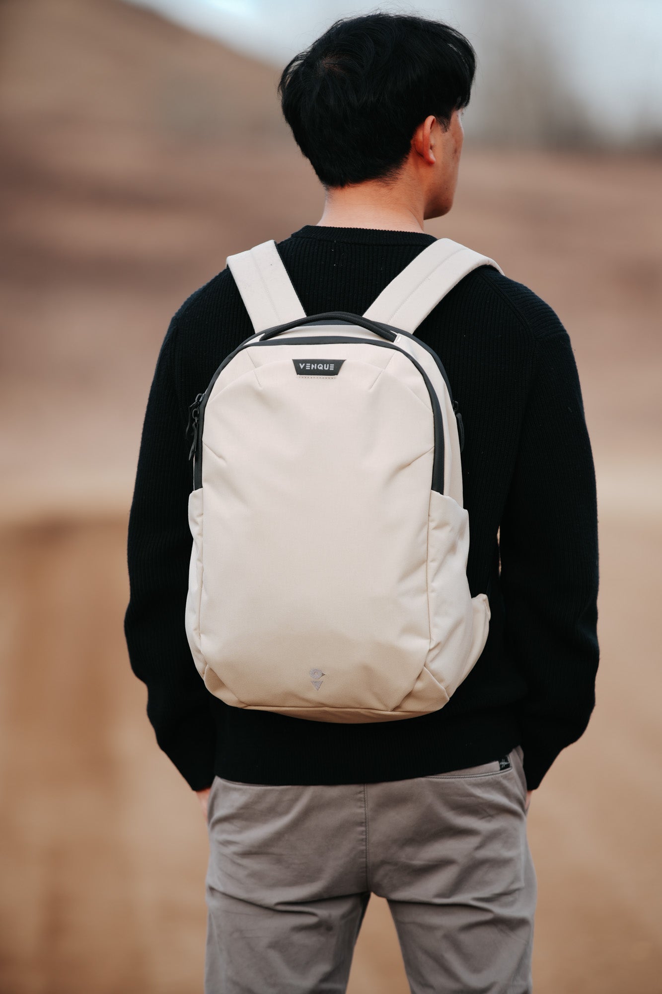 Transit Alpha Backpack: Stylish 20L Travel Bag by VENQUE