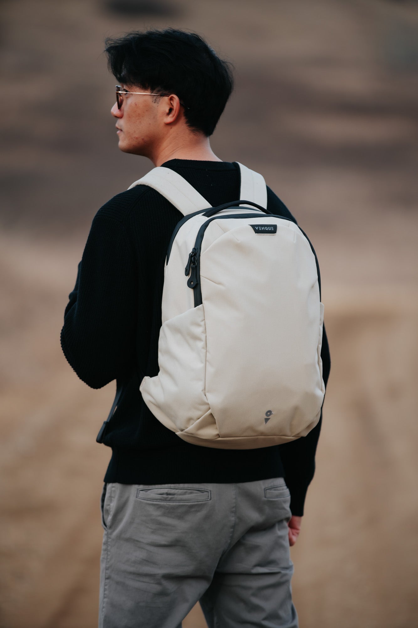 Transit Alpha Backpack: Stylish 20L Travel Bag by VENQUE