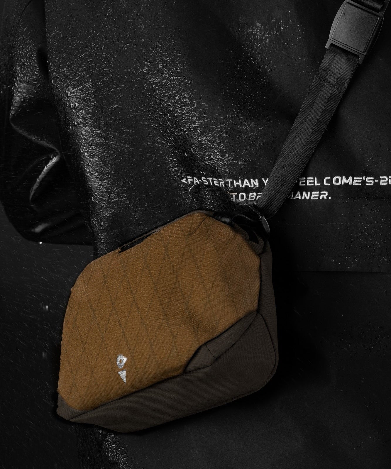 Special Sale - Transit Sling - VENQUE