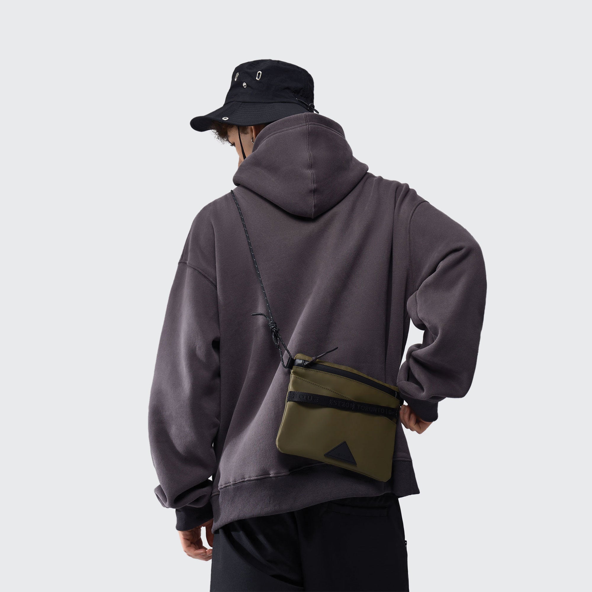 VIP Sale - Geo Crossbody Olive - VENQUE