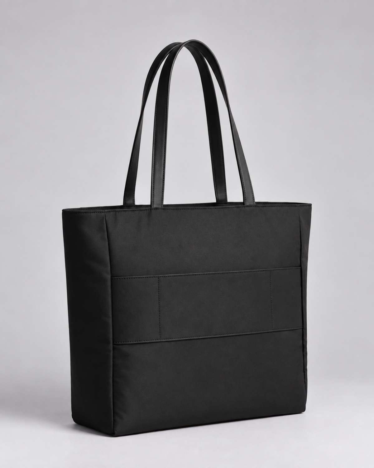Voya Executive Tote, back view