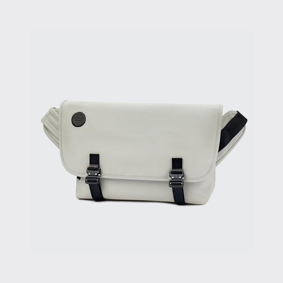 Urban Messenger Bag – Pivot Products