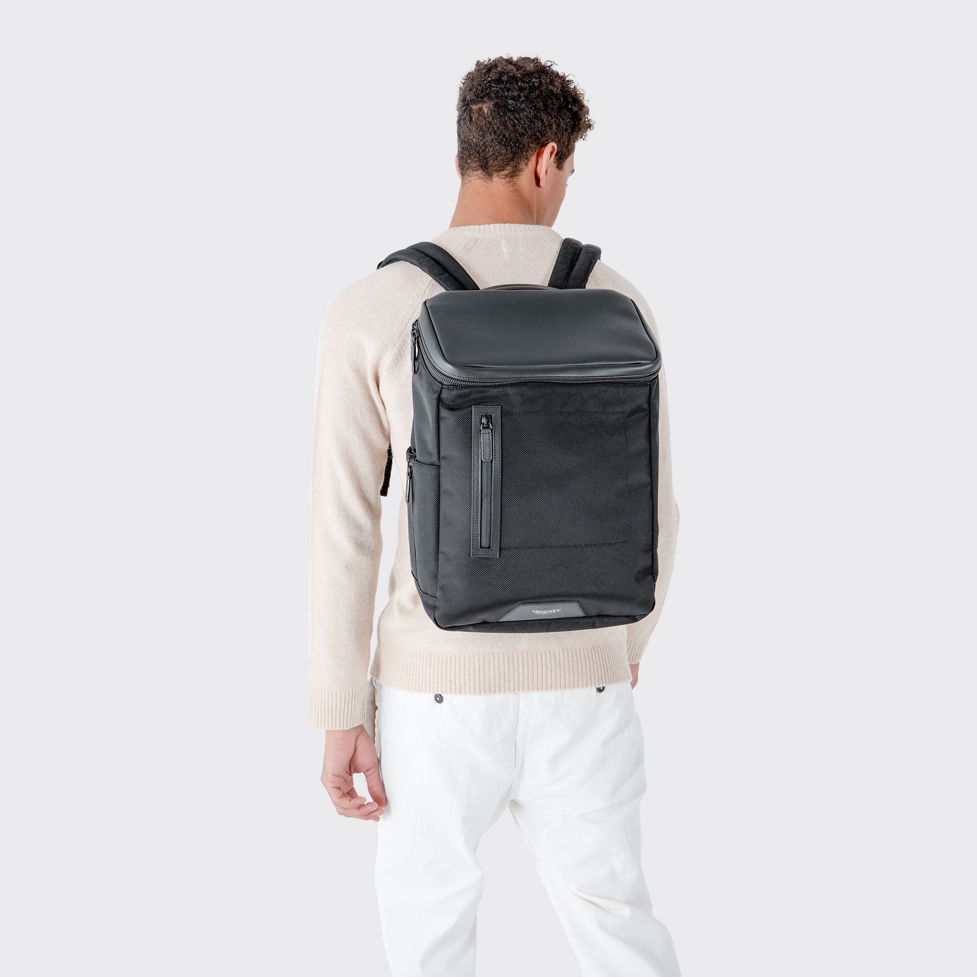 Special Sale - AMSTERDAM BLACK 20L - VENQUE