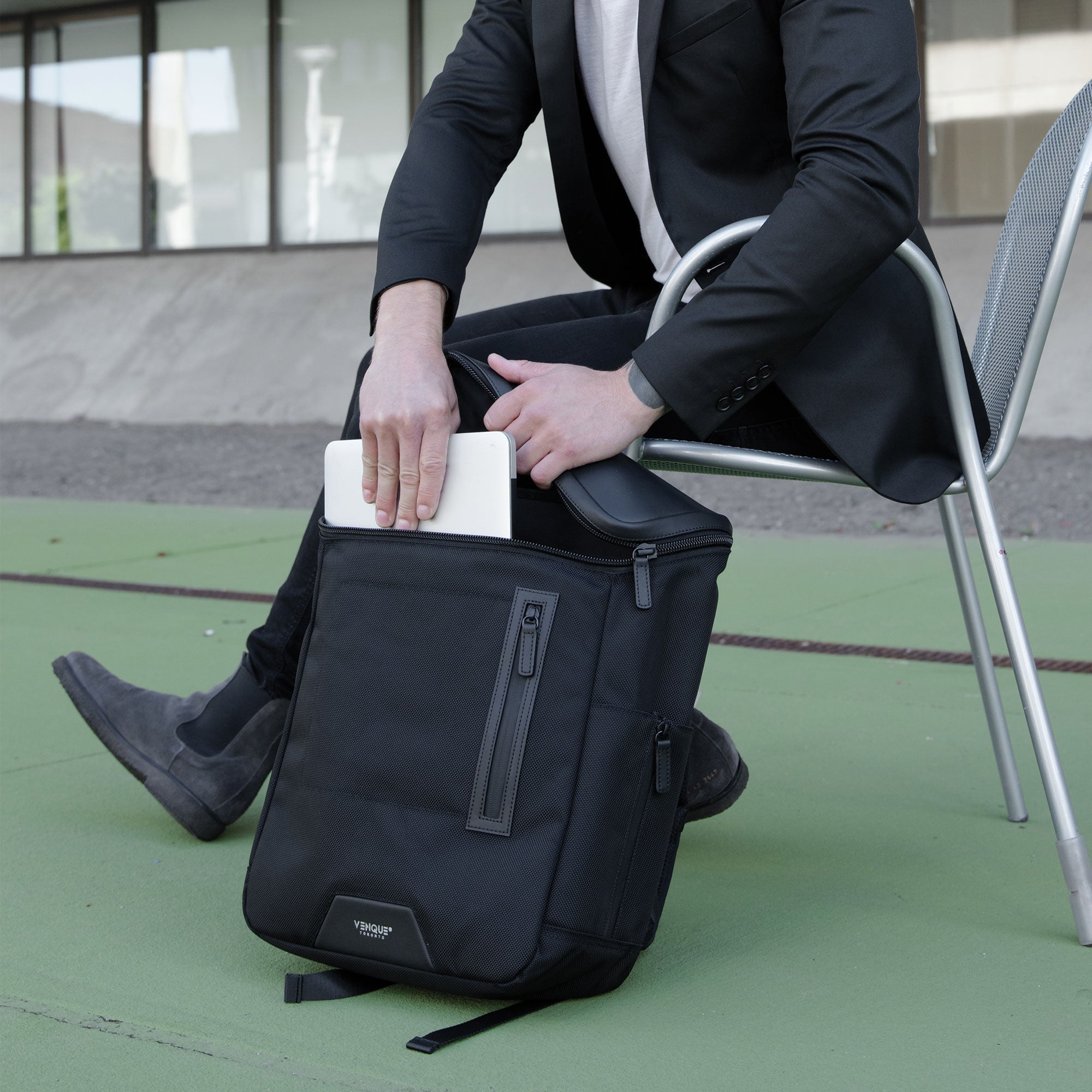 Special Sale - AMSTERDAM BLACK 20L - VENQUE