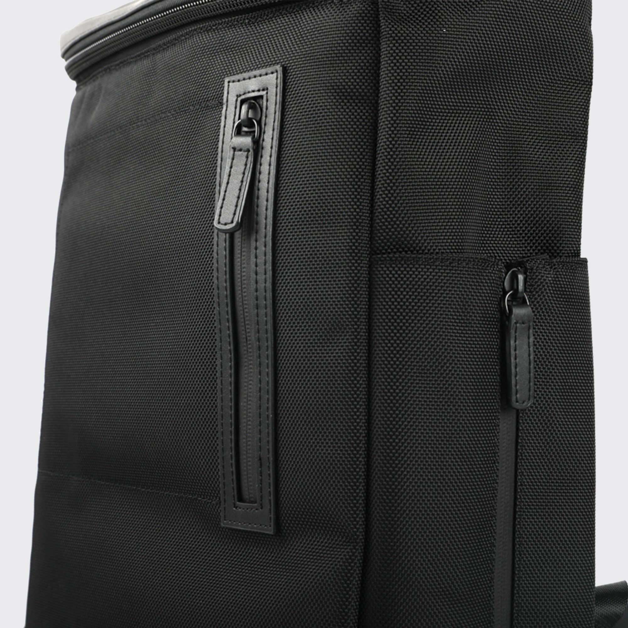 Special Sale - AMSTERDAM BLACK 20L - VENQUE