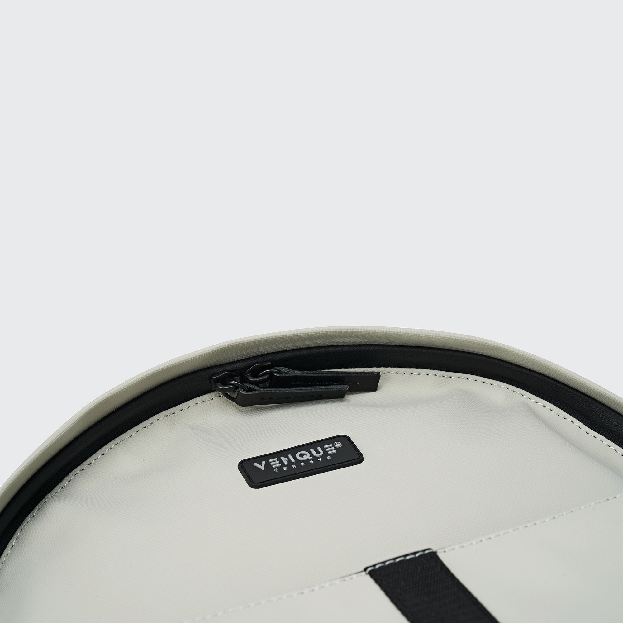 Special Sale - PARKER BACKPACK 23L - VENQUE